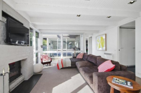 Bagnalls, Point Lonsdale
